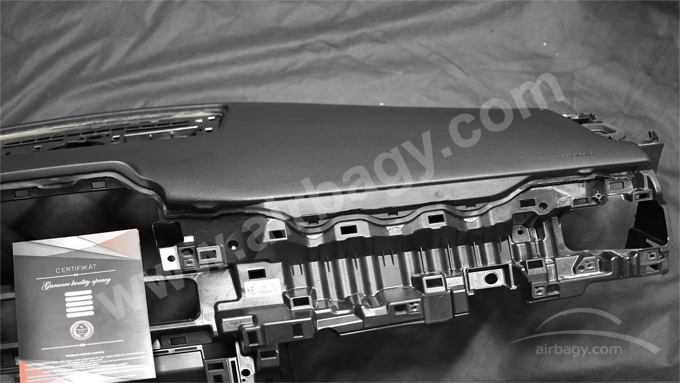 Oprava airbagu palubní desky Mazda CX