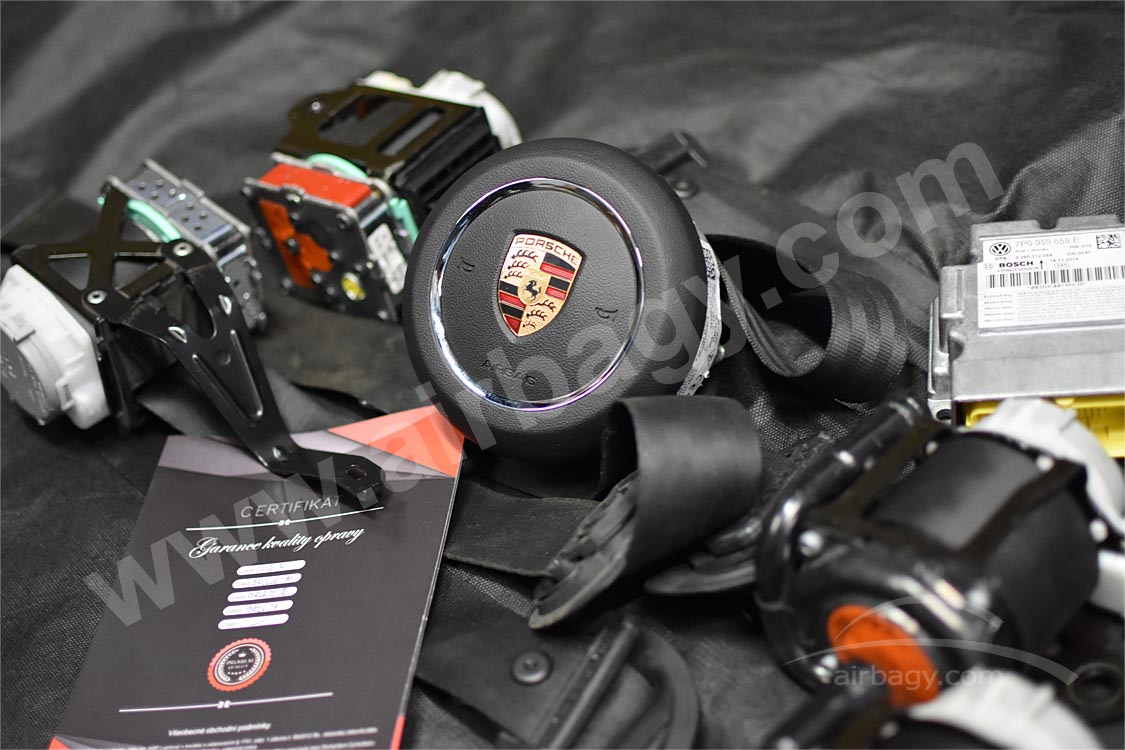 Oprava airbagu řidiče Porsche Panamera