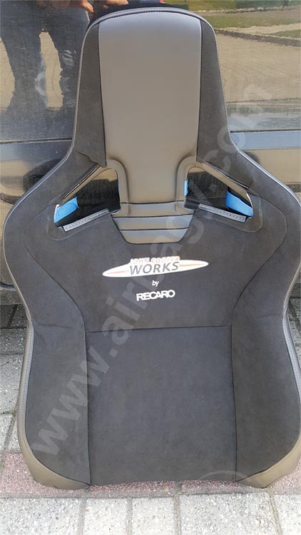 Oprava renovace repas čalounění auta kožených a latkových sedadel po vystřelení airbagu