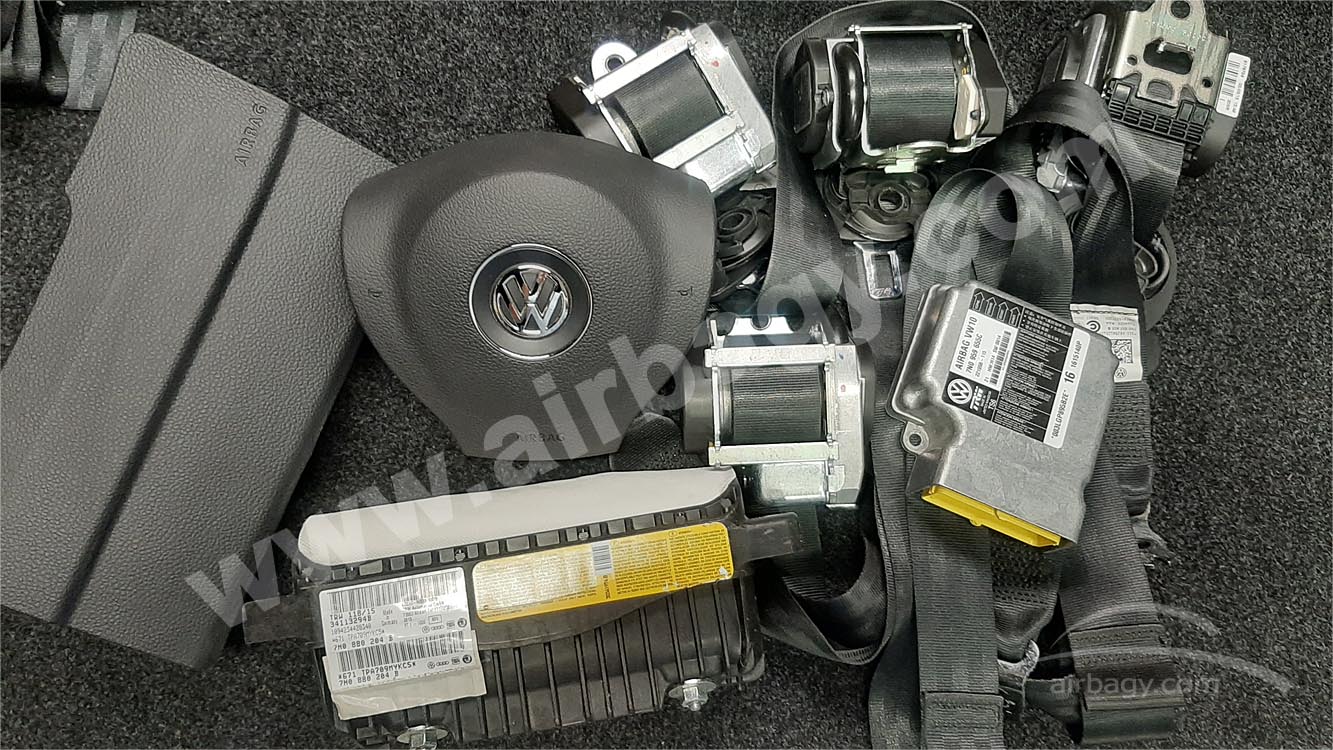 Oprava airbagu řidiče a bezpečnostních Volkswagen Arteon